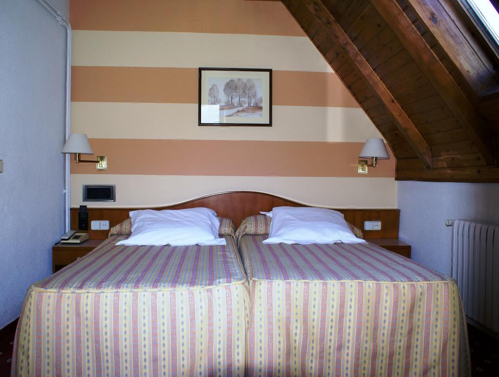 Hotel Edelweiss Arties Exterior foto